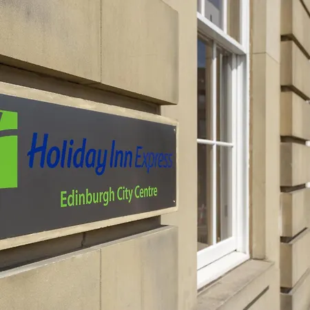 Holiday Inn Express Edinburgh City Centre By Ihg-3